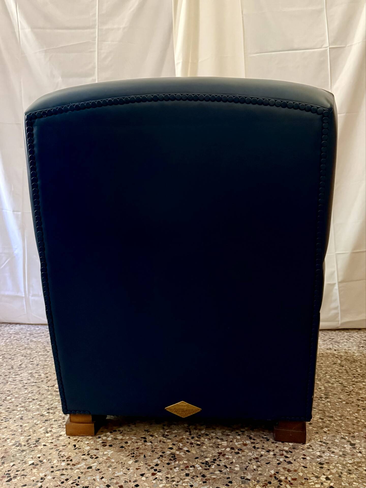 Tabarin Armchair in Leather by Poltrona Frau