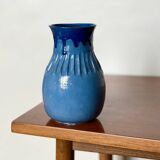 J Chikitou ceramic vase.