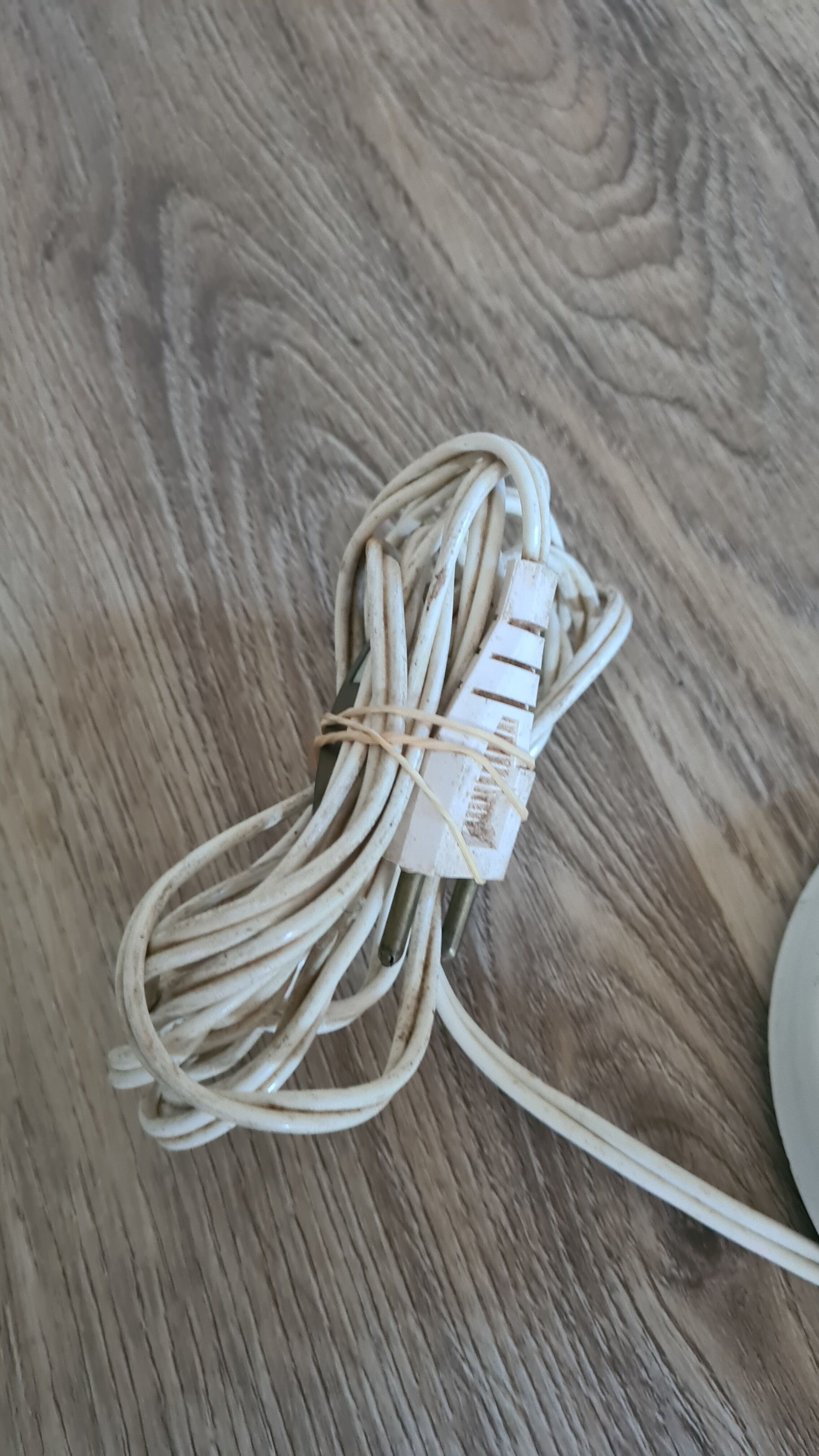 Old white metal lamp 70s works