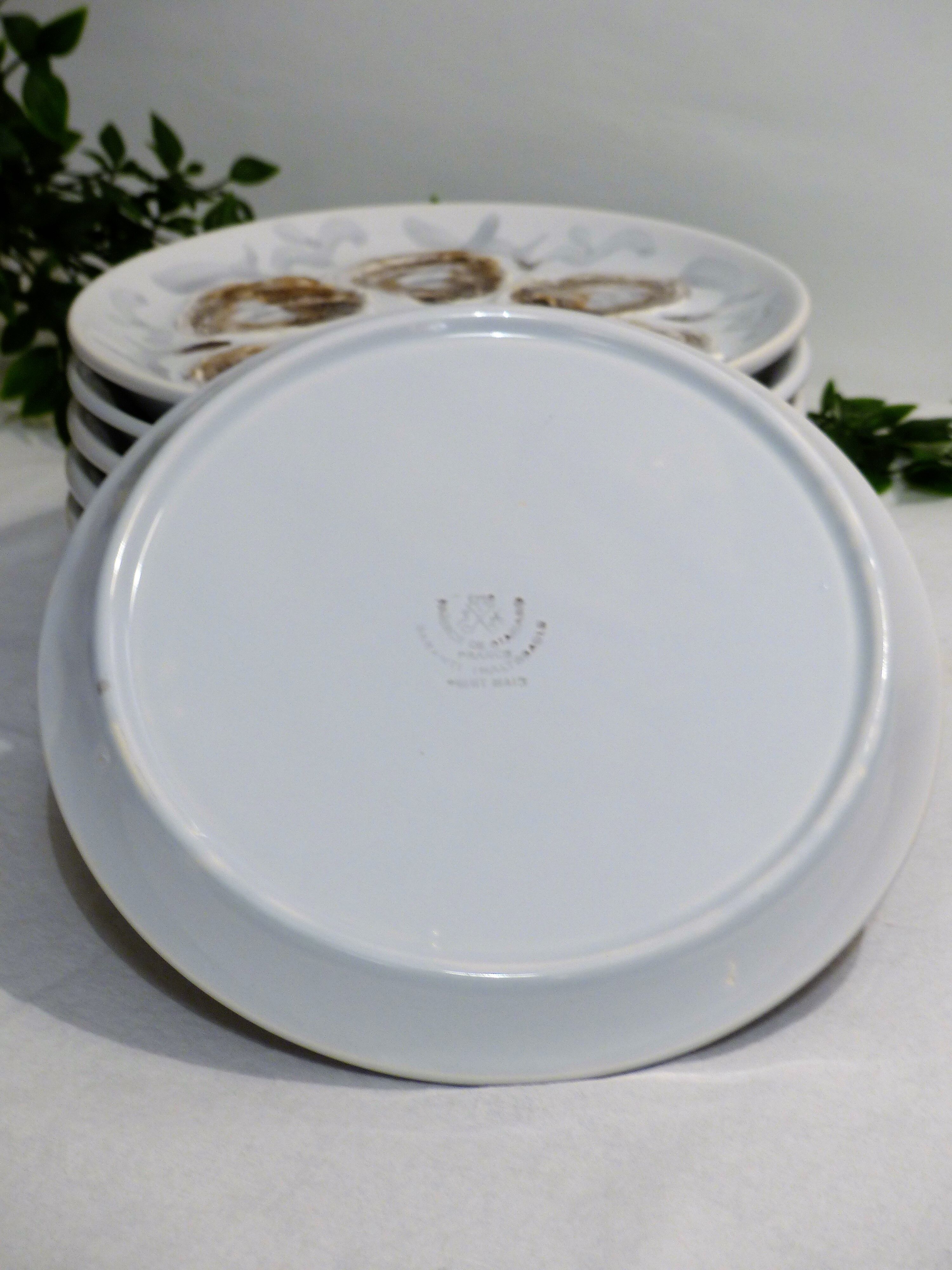 8 oyster plates St Amand