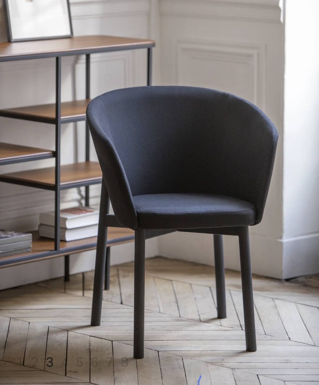 Bridge Residence Armchair - Publisher Kann - Design Jean Couvreur
