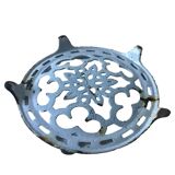 Enameled cast iron trivet