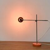Minimalist table lamp