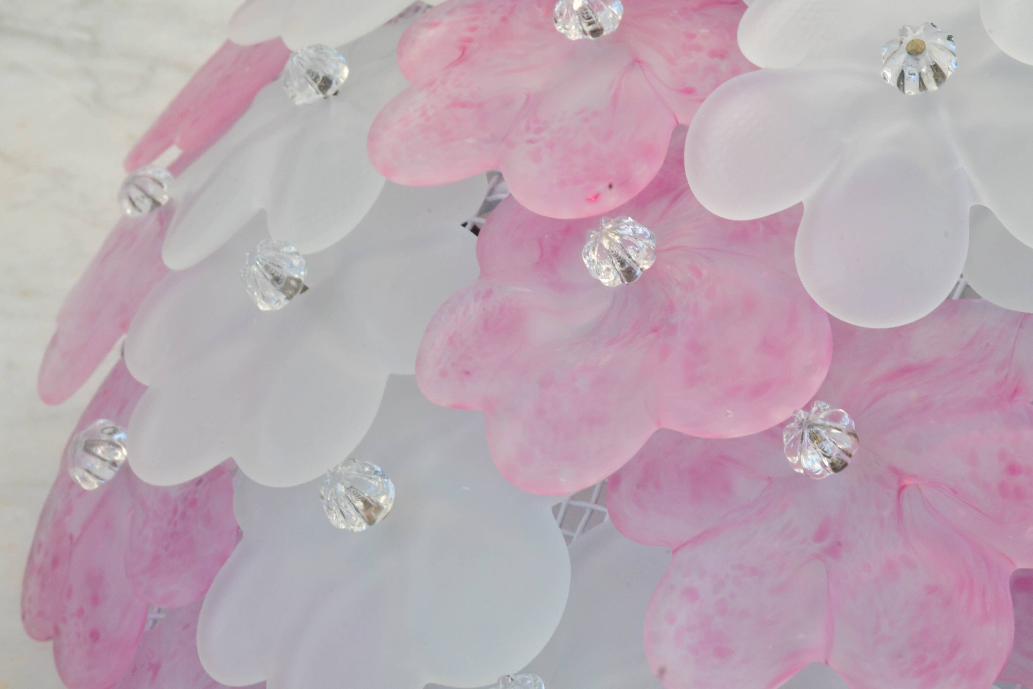 Elegant Murano ceiling light pink flower by Seguso for Venini, Italy