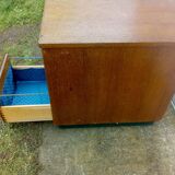 Storage cabinet