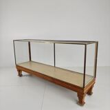 Comptoir de magasin ancien en laiton anglais – modèle étroit avec mesures en yards