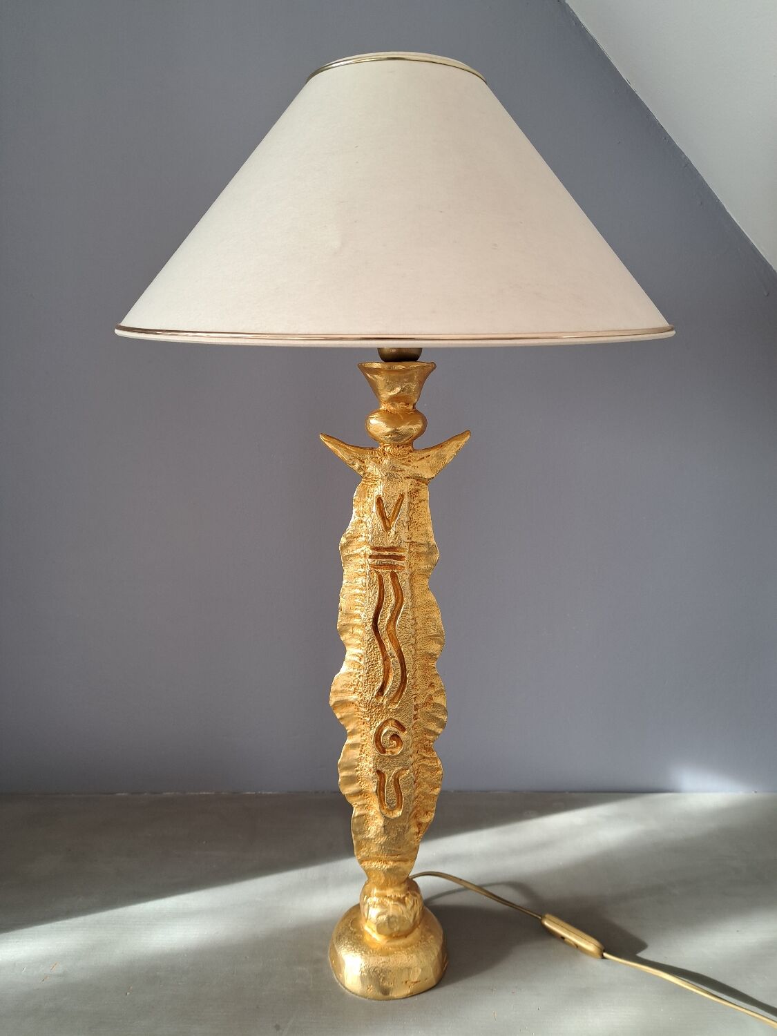 Cazenove lamp in gilded bronze