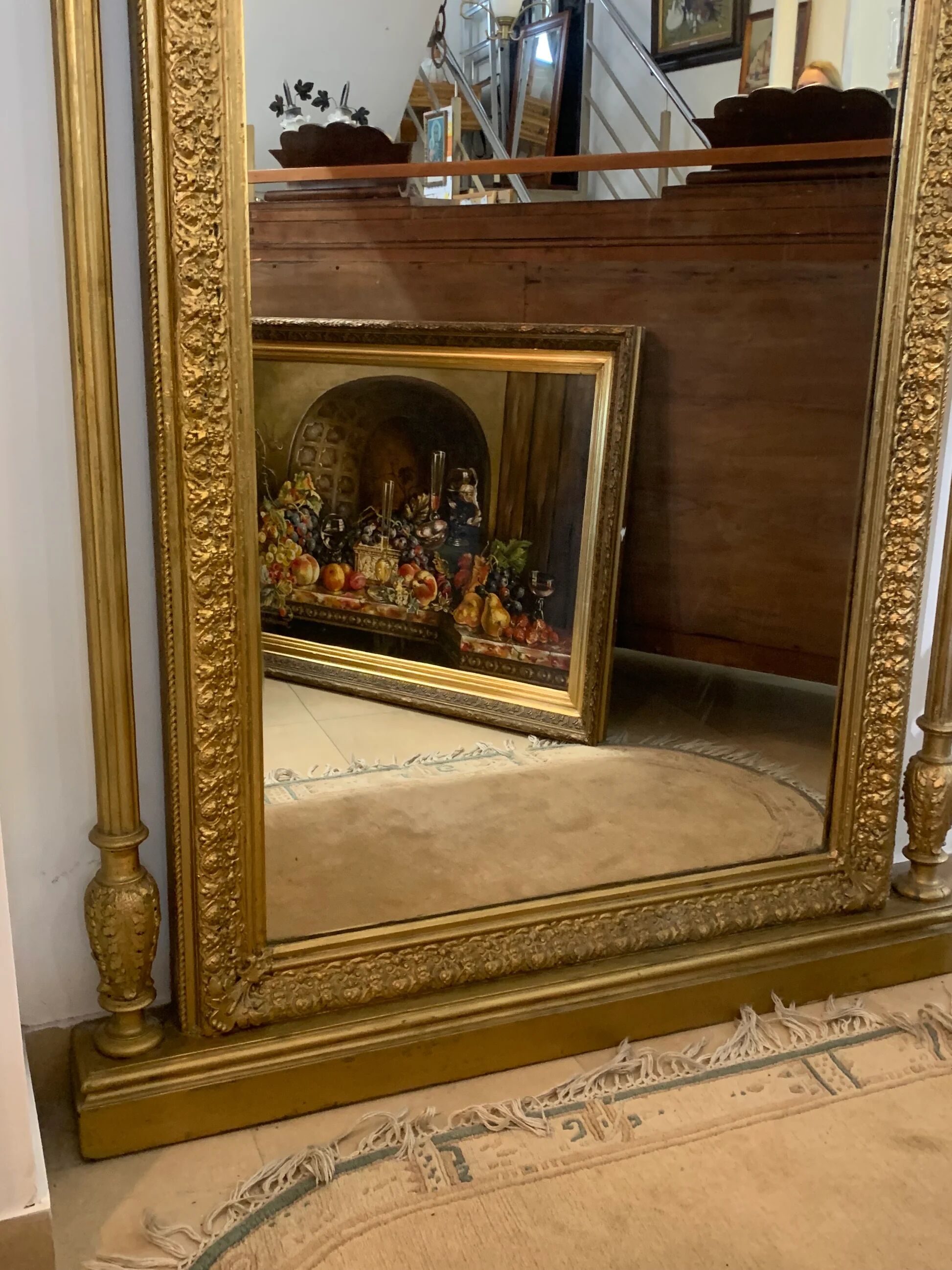 Miroir éclectique XIXe siècle, cadre en bois sculpté et doré