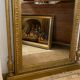Miroir éclectique XIXe siècle, cadre en bois sculpté et doré