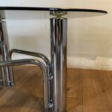 Table basse chrome et verre fumé ovale années 70