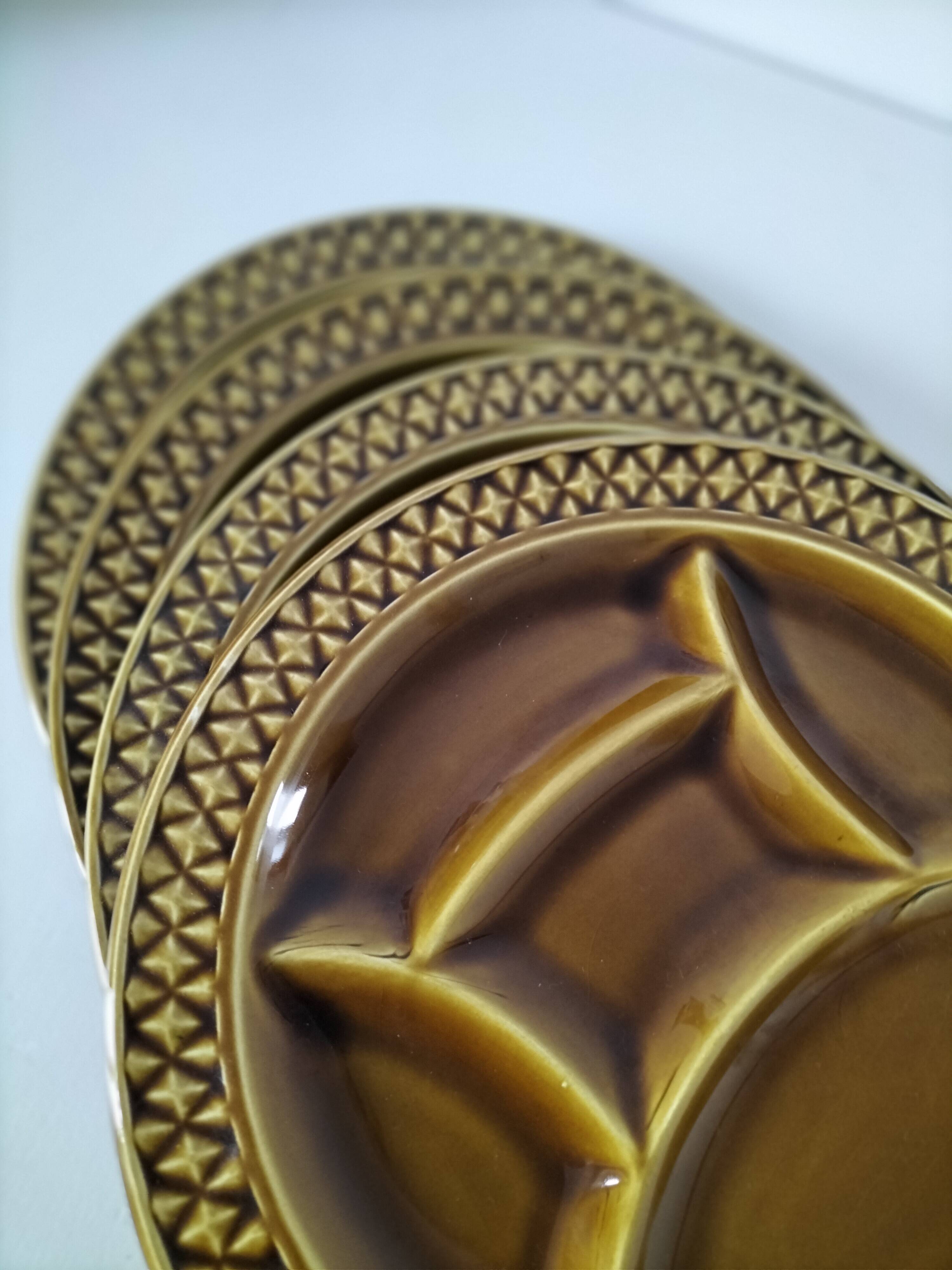 Ensemble de 4 assiettes compartimentées Digoin Sarreguemines
