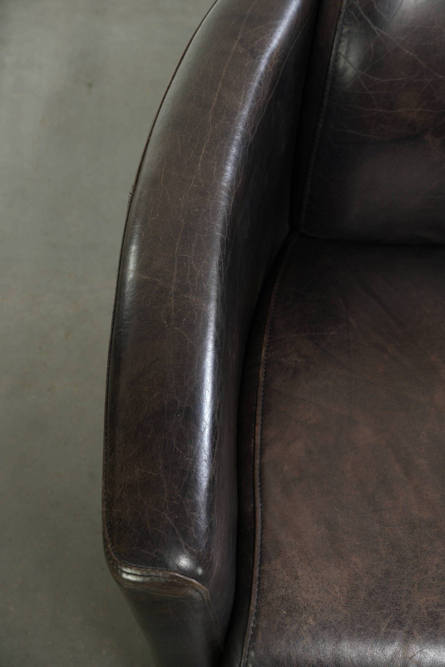 Fauteuil design Aviator en cuir de vache grainé