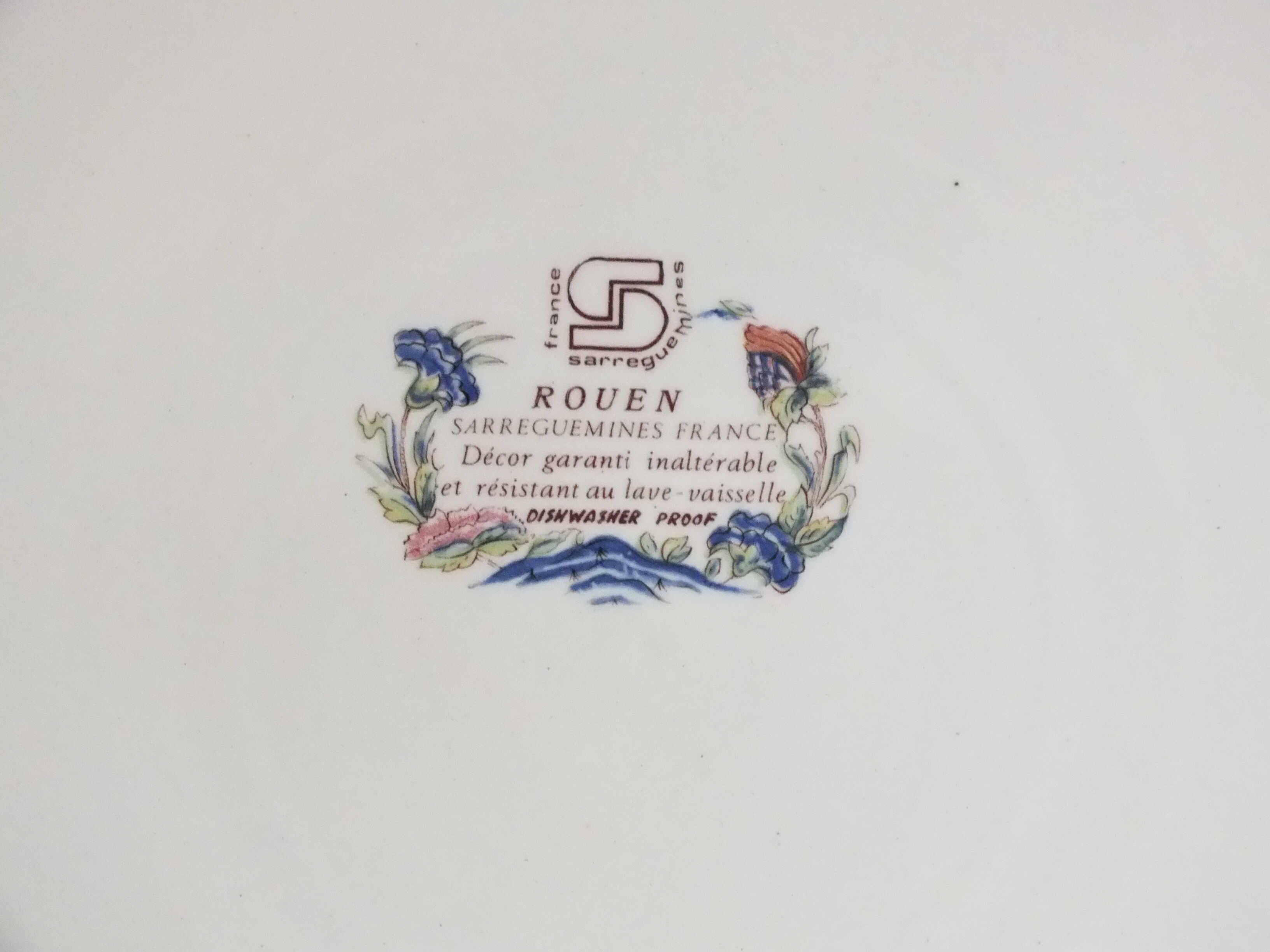 Dish (pie) Sarreguemines Rouen decor