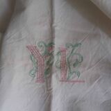 Ancient sheet in mixed-race color embroidery