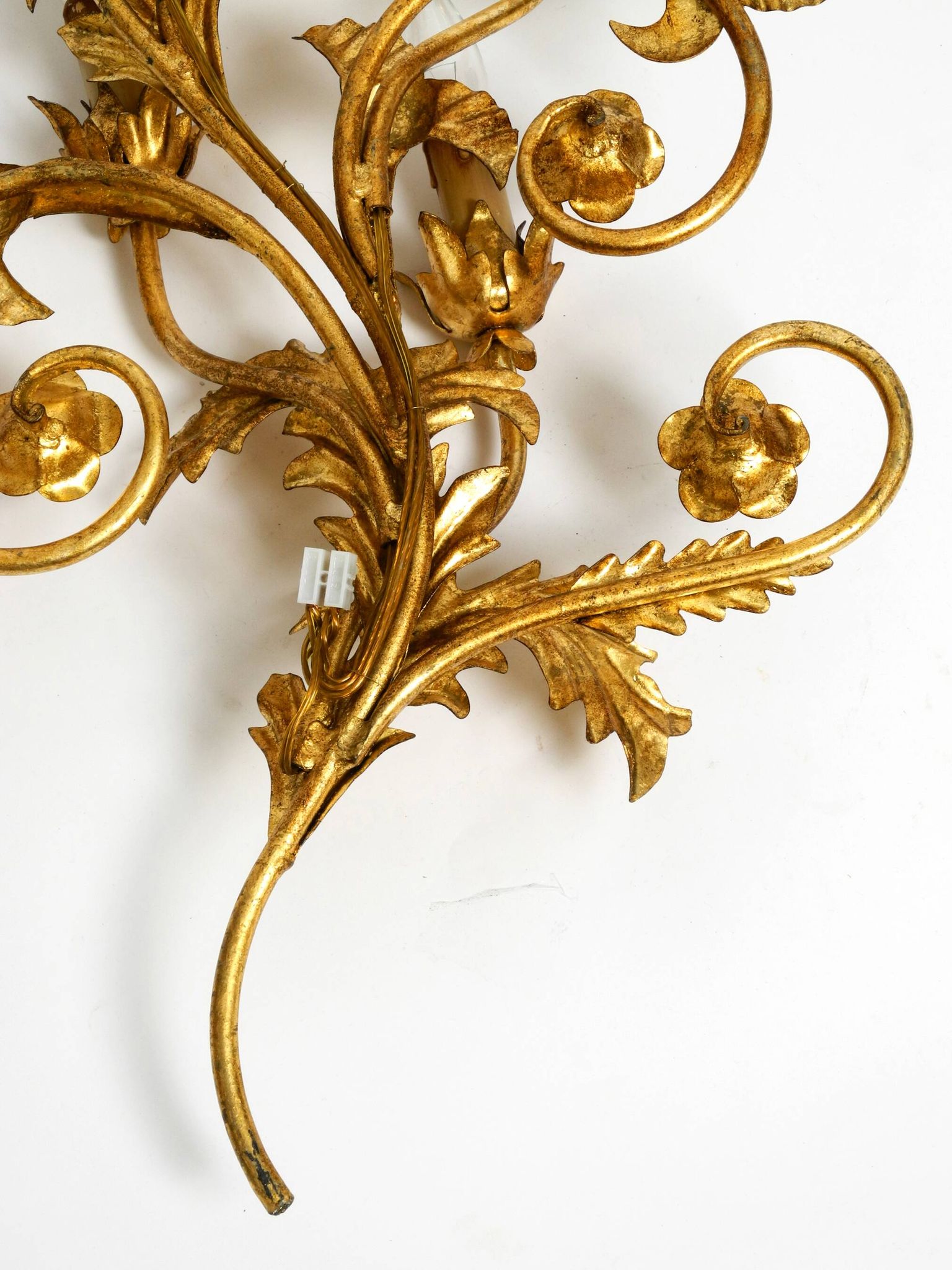 XL 1960s Italian gold-plated wall lamp with four sockets | heigh 80ccm