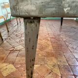 Table industrielle en fer