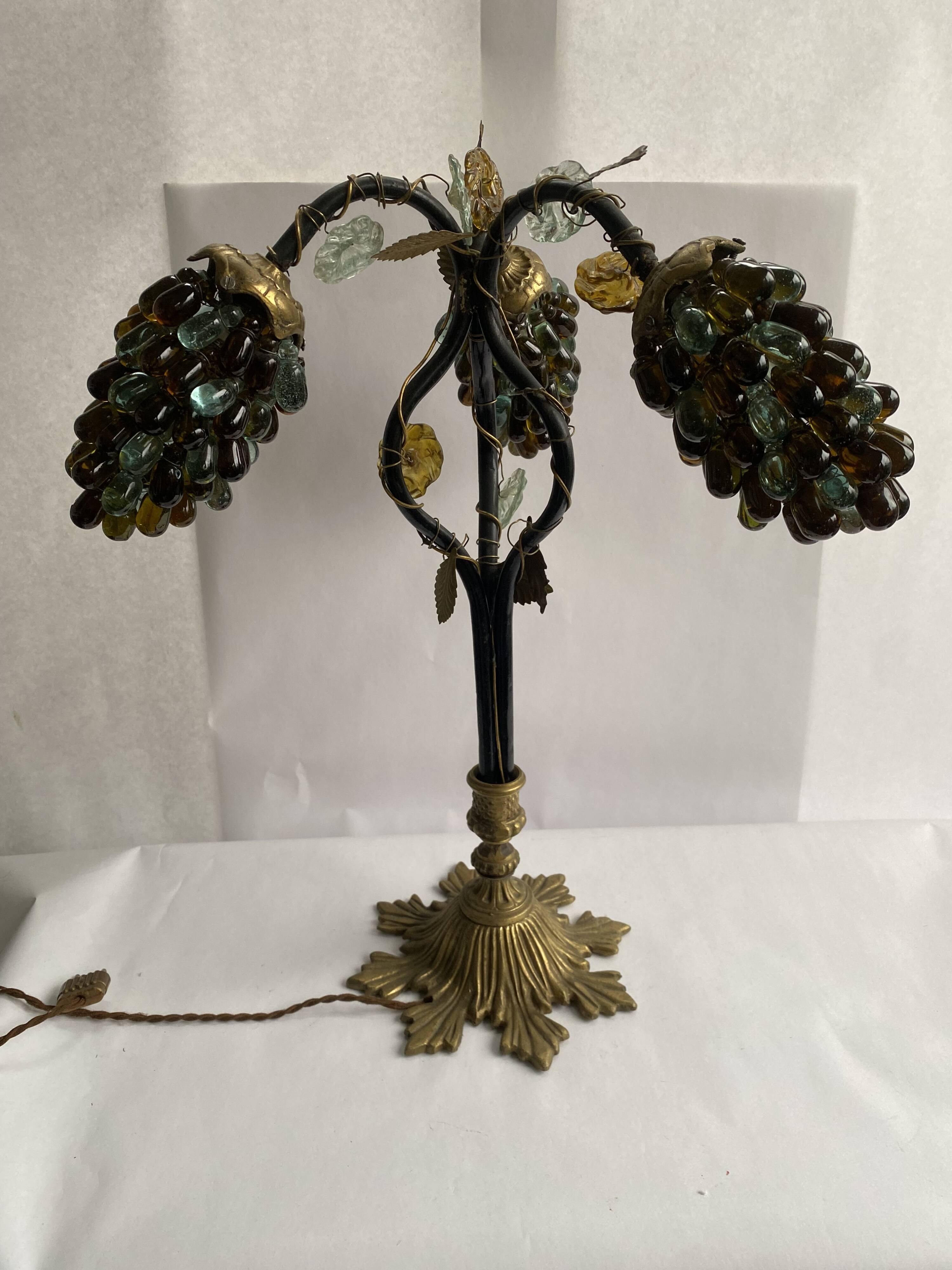 Large grape cluster lamp, Murano glass, 1950.
