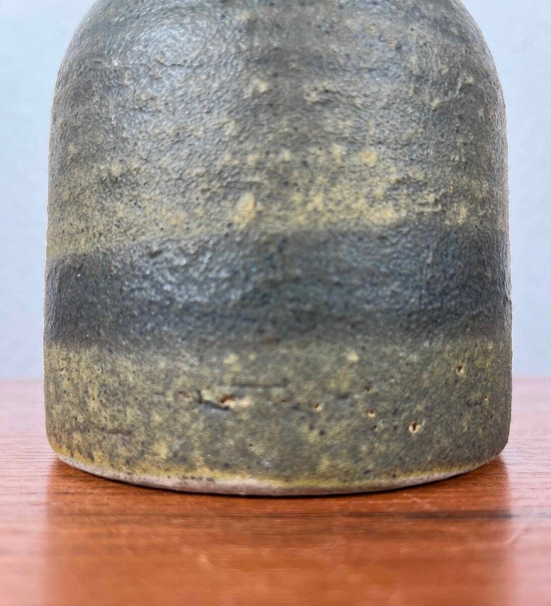 Minimalist vase by Dutch studio from the mid-century by Piet Knepper for Mobach, 1960s.