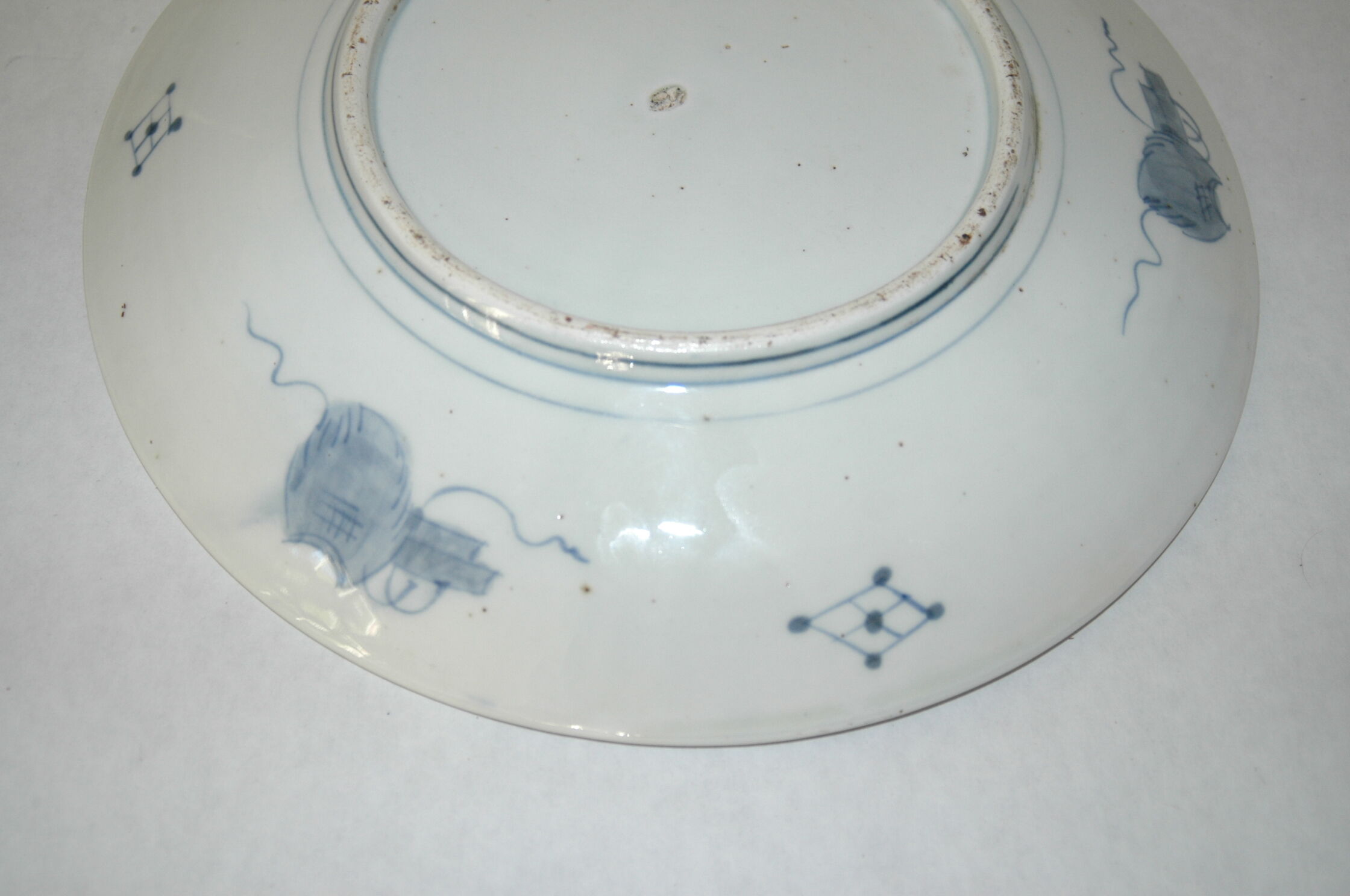 Dish Imari ancient China or Japan