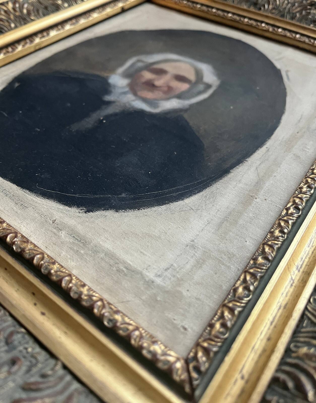 Oil painting on canvas "Portrait of Grandmother" signed + frame, 19th century