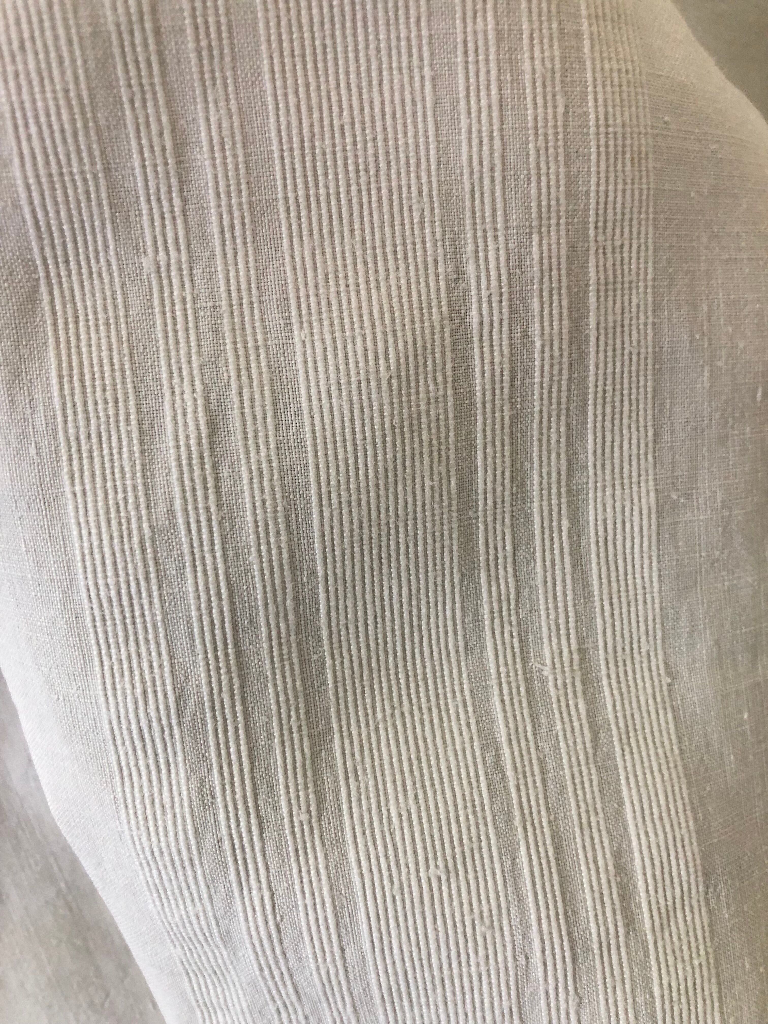 Winegrower's tablecloth, monogram and bedding