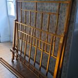 Cadre de lit ancien