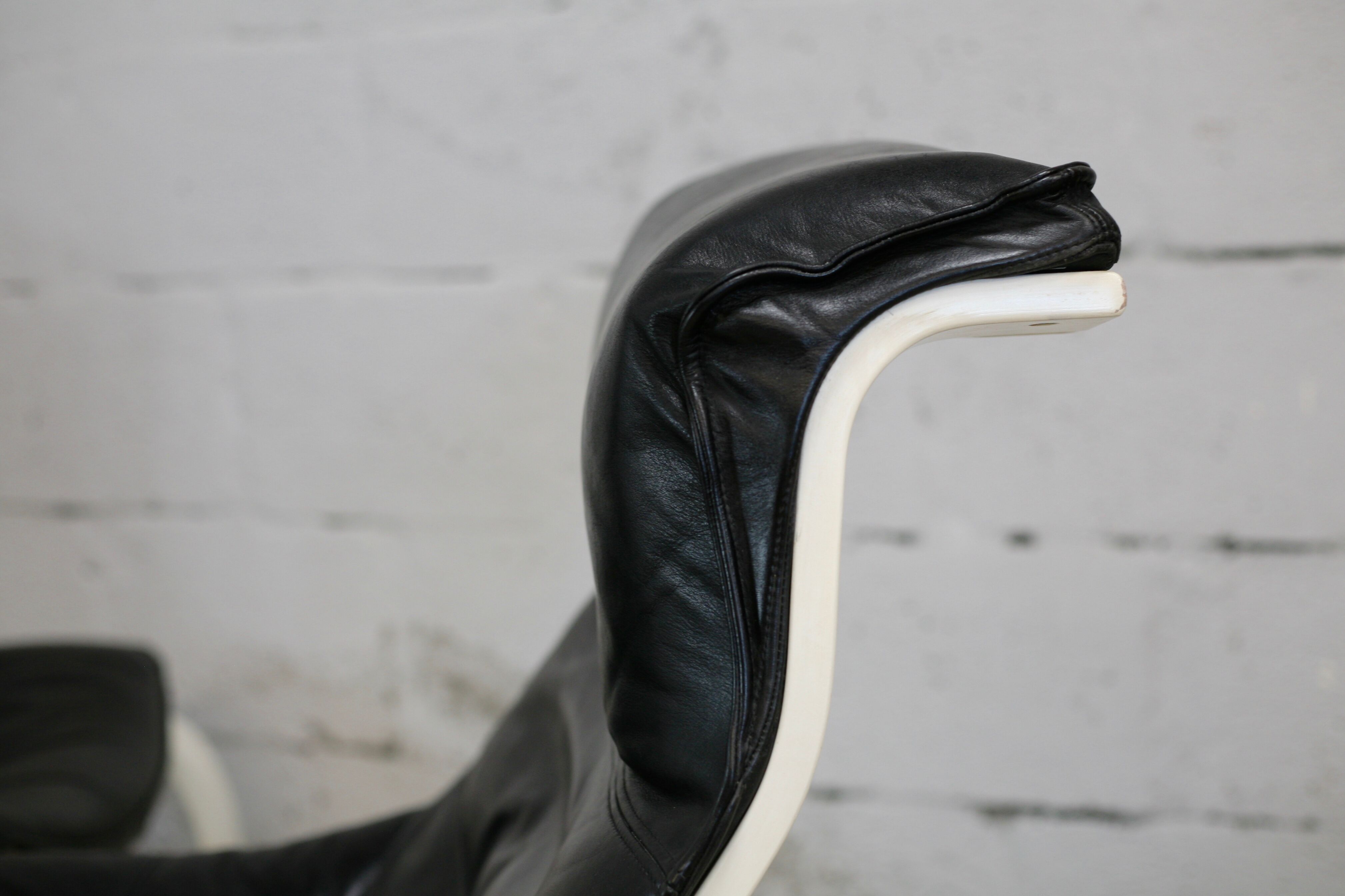 Pair of armchairs and ottomans Nelo Sweden, Sweden, circa 1975