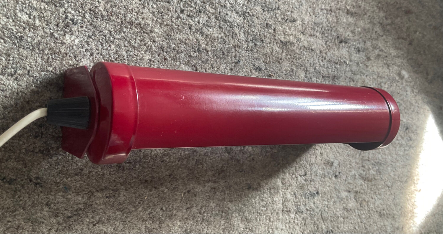 Vintage metal scroll wall light