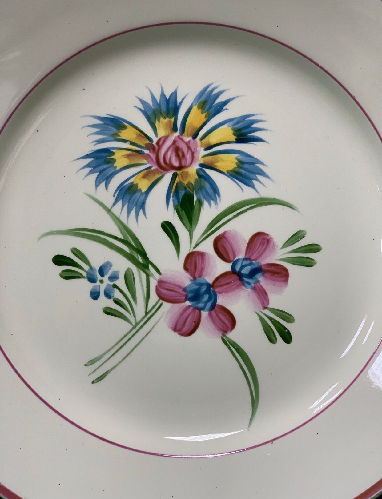 8 Old hollow earthenware plates, Manufacture d'Onnaing