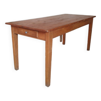 Farm table