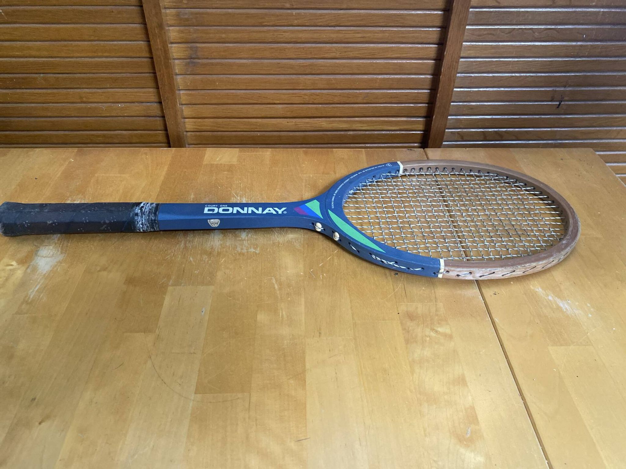 Vintage donnay court one wooden tennis racket #e191