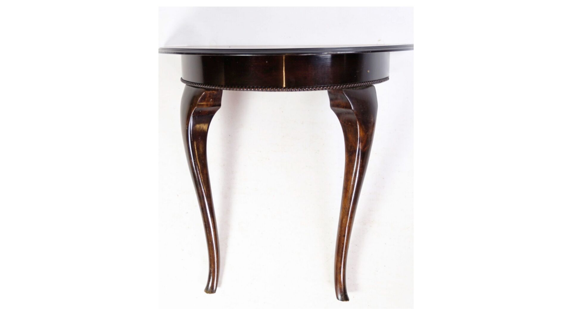 Mahogany console table with pearl row from around the year 1860s