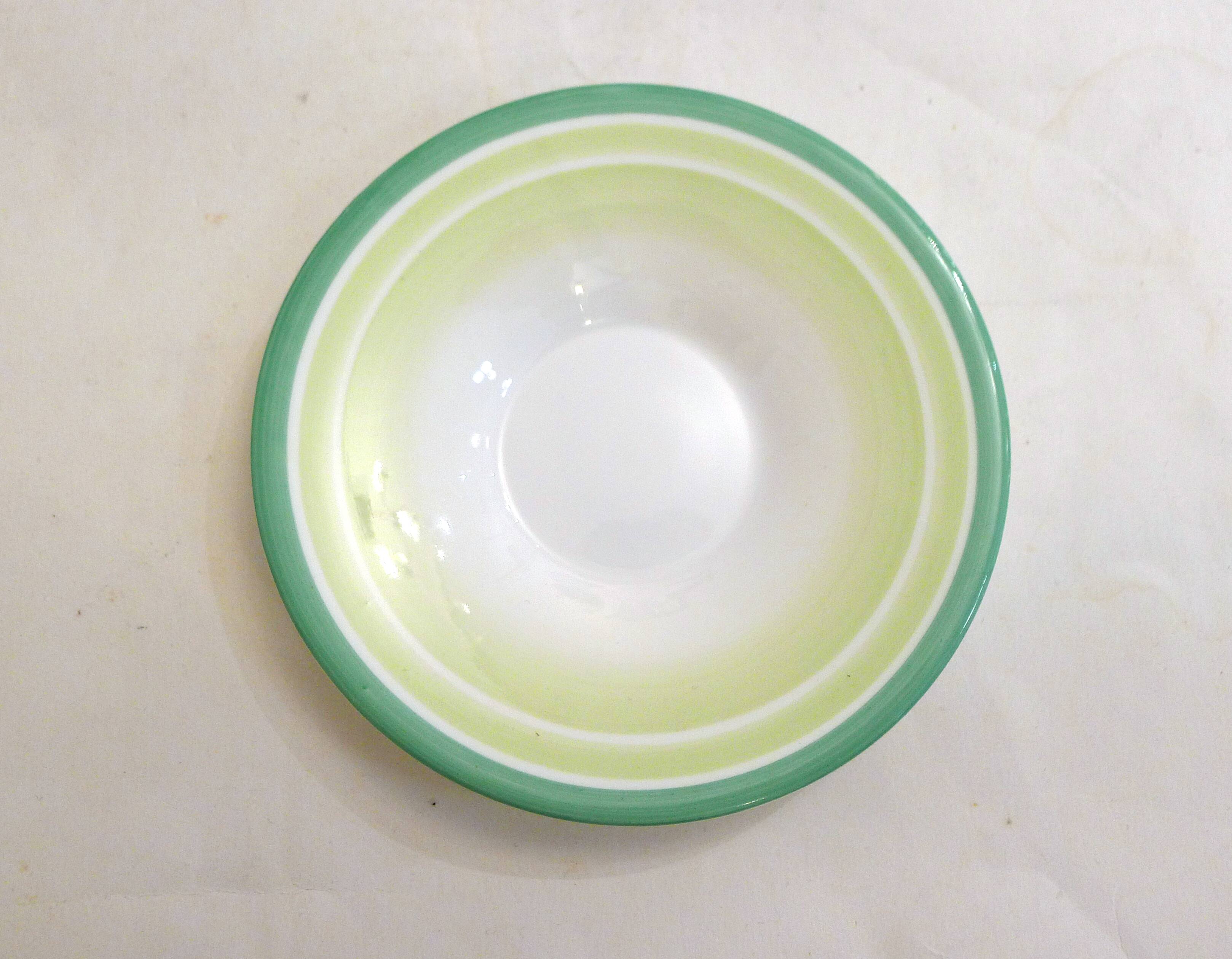 Art Deco English coffee service in porcelain from the 1930s.