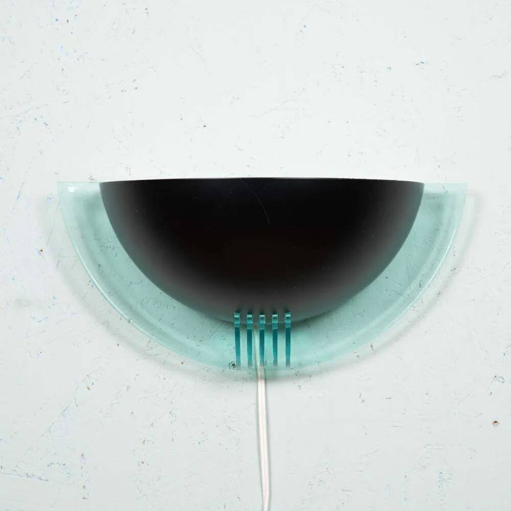 Memphis wall lamp from the 80s, Space Age uplight style.