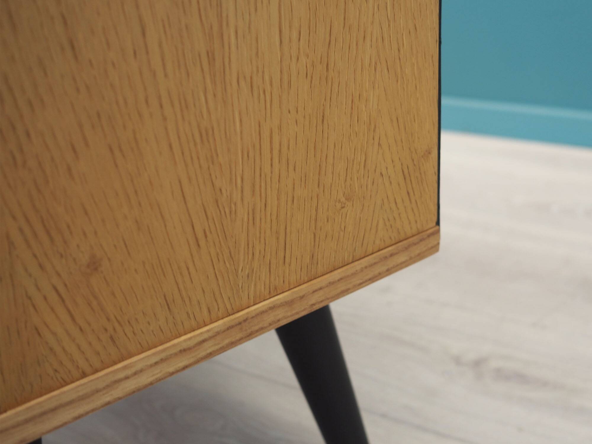 Bibliothèque en frêne, design danois, années 1970, production : System B8