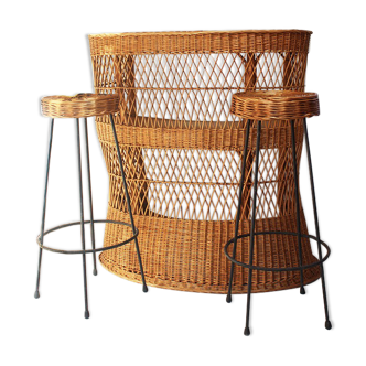 Rattan bar and 2 metal foot stools