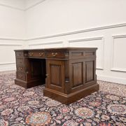 Bureau Chesterfield anglais classique avec panneau arrière