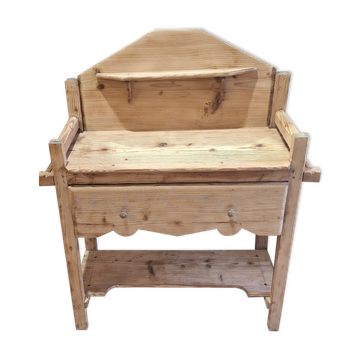 Dressing table
