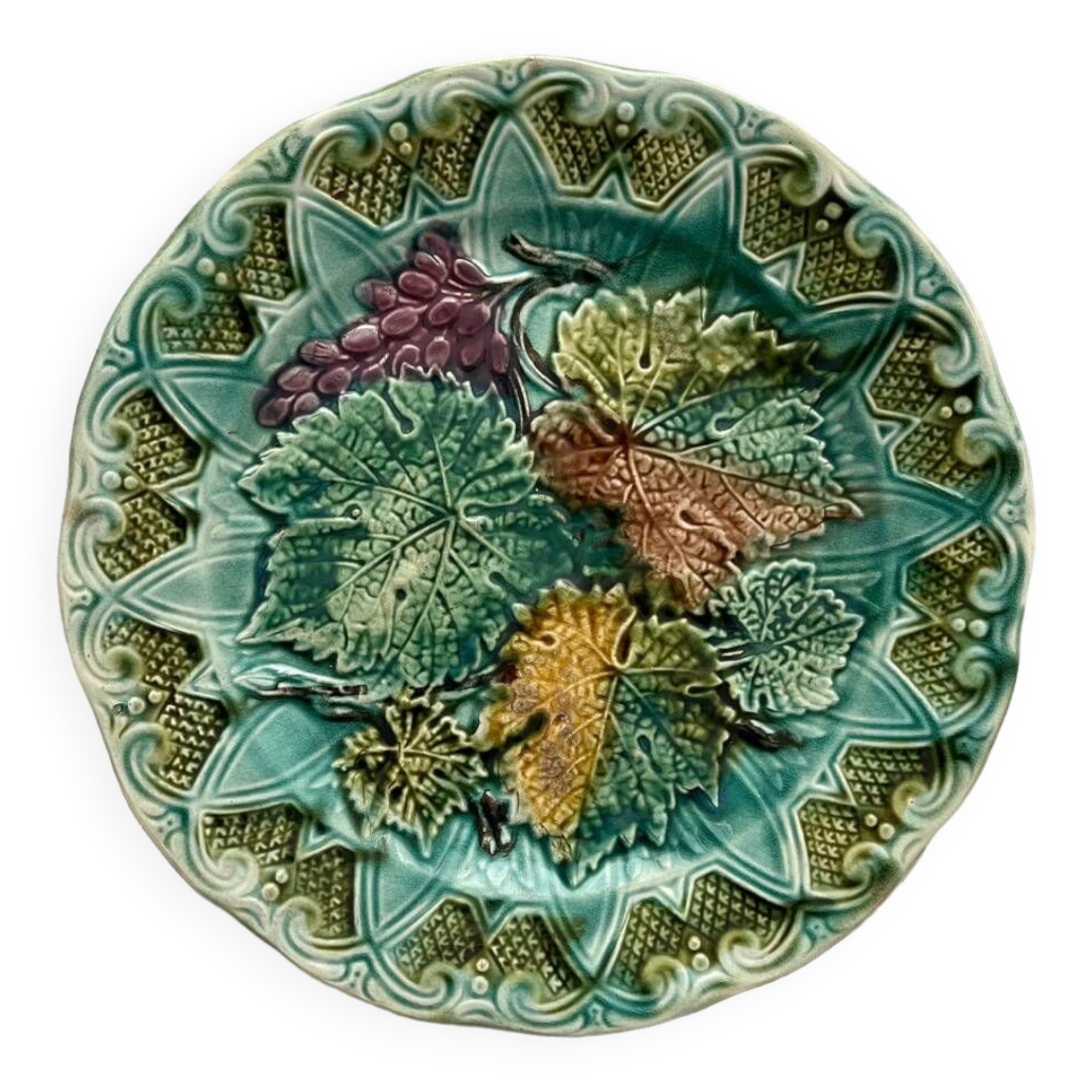 Old slip plate vine leaves grapes Onnaing