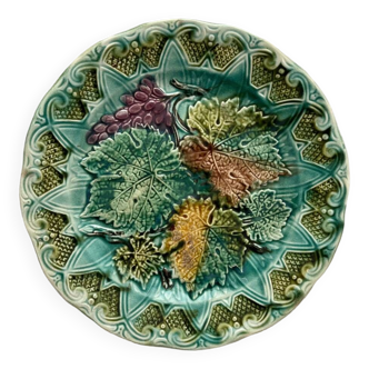 Old slip plate vine leaves grapes Onnaing