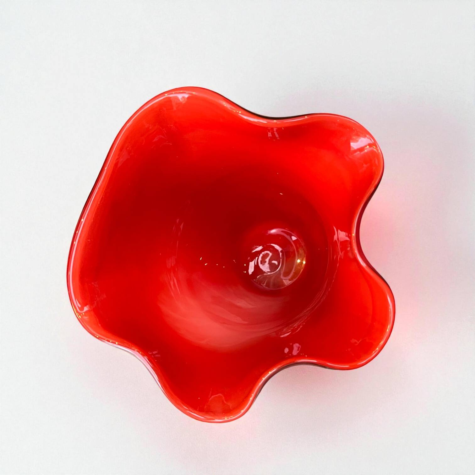 Large red blown glass vase, Japanese KURATA, 1970s, Made in Japan