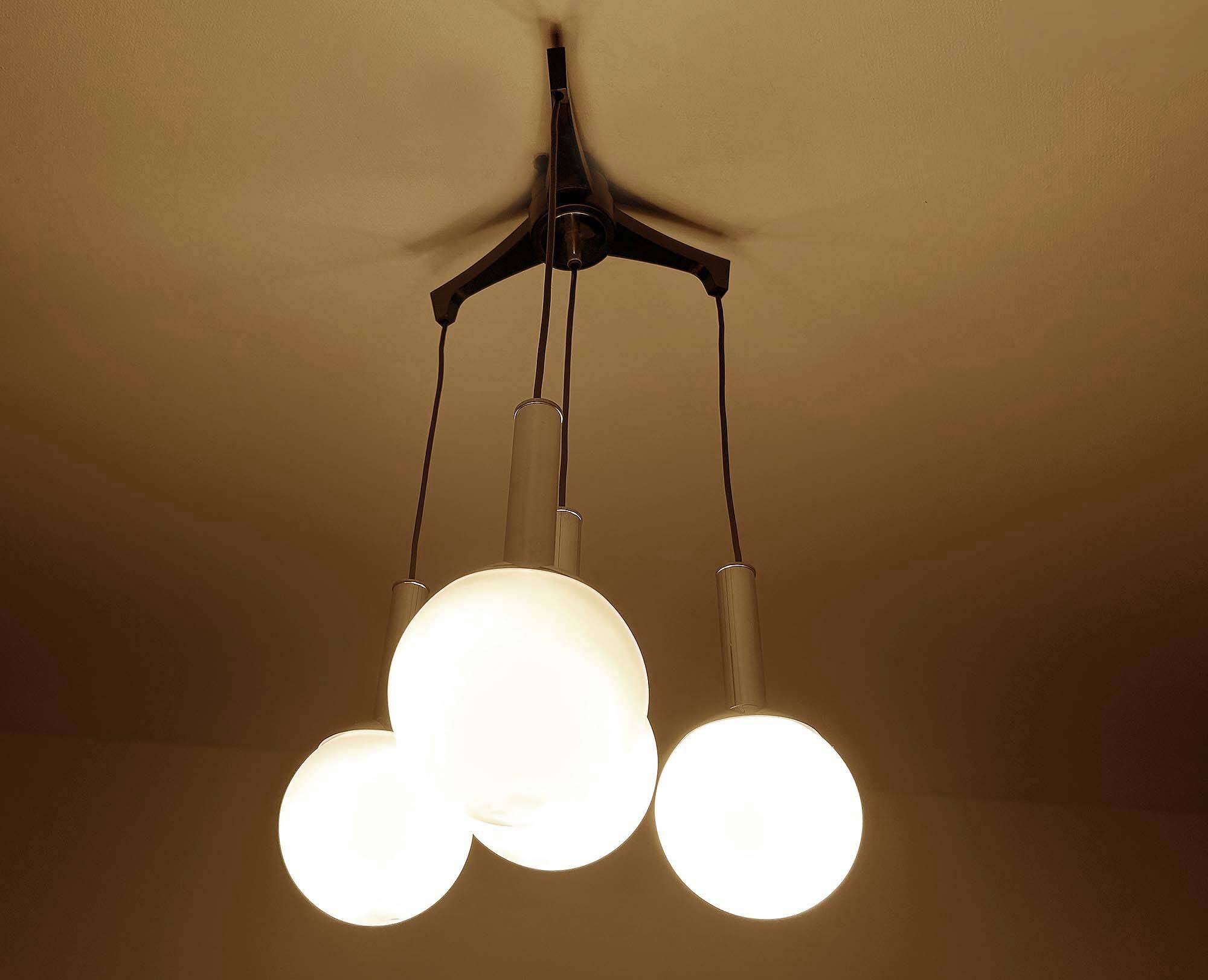 Vintage Design 70's Suspension