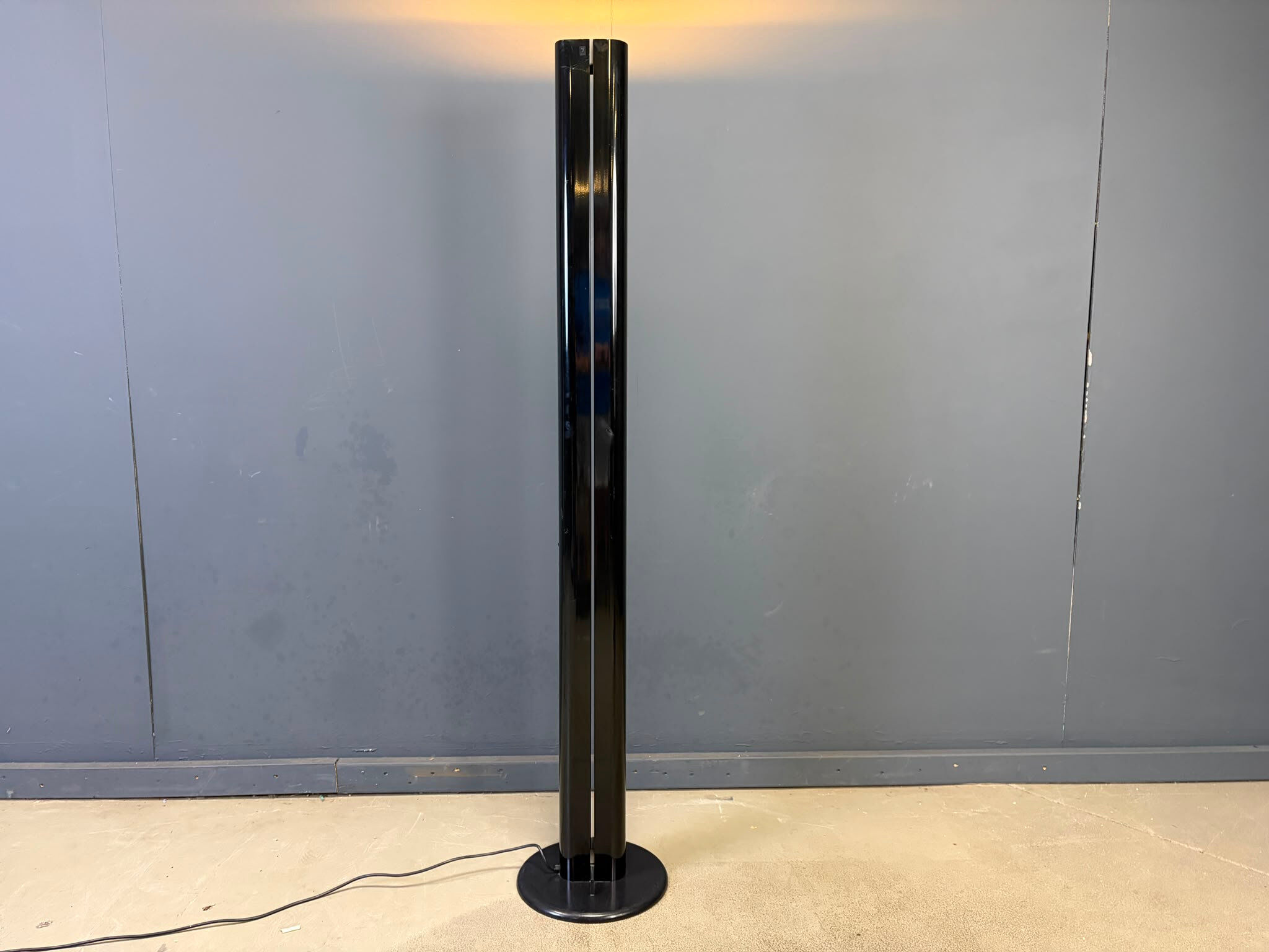 Megaron floor lamp by Gianfranco Frattini for Artemide, 1970s