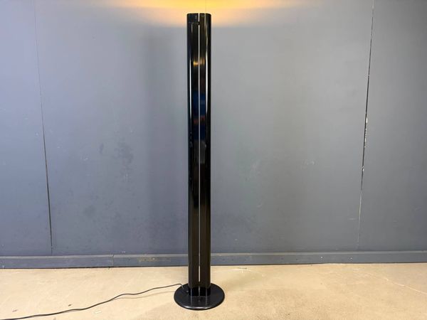 Lampadaire Megaron par Gianfranco Frattini pour Artemide, années 1970.