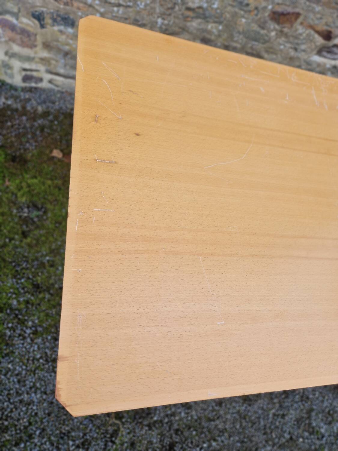 USM Kitos design table