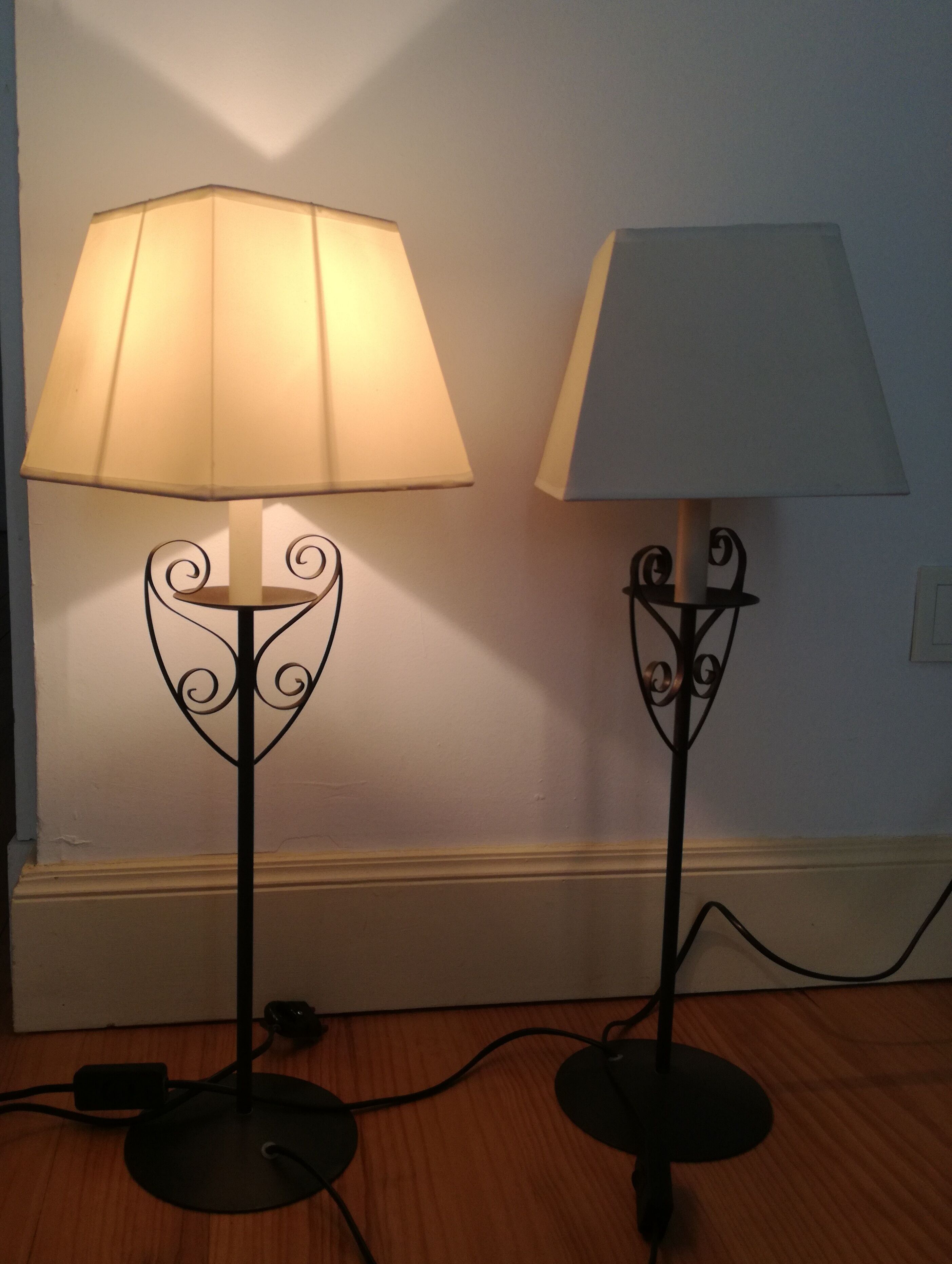 Pair of metal lamps with lampshade