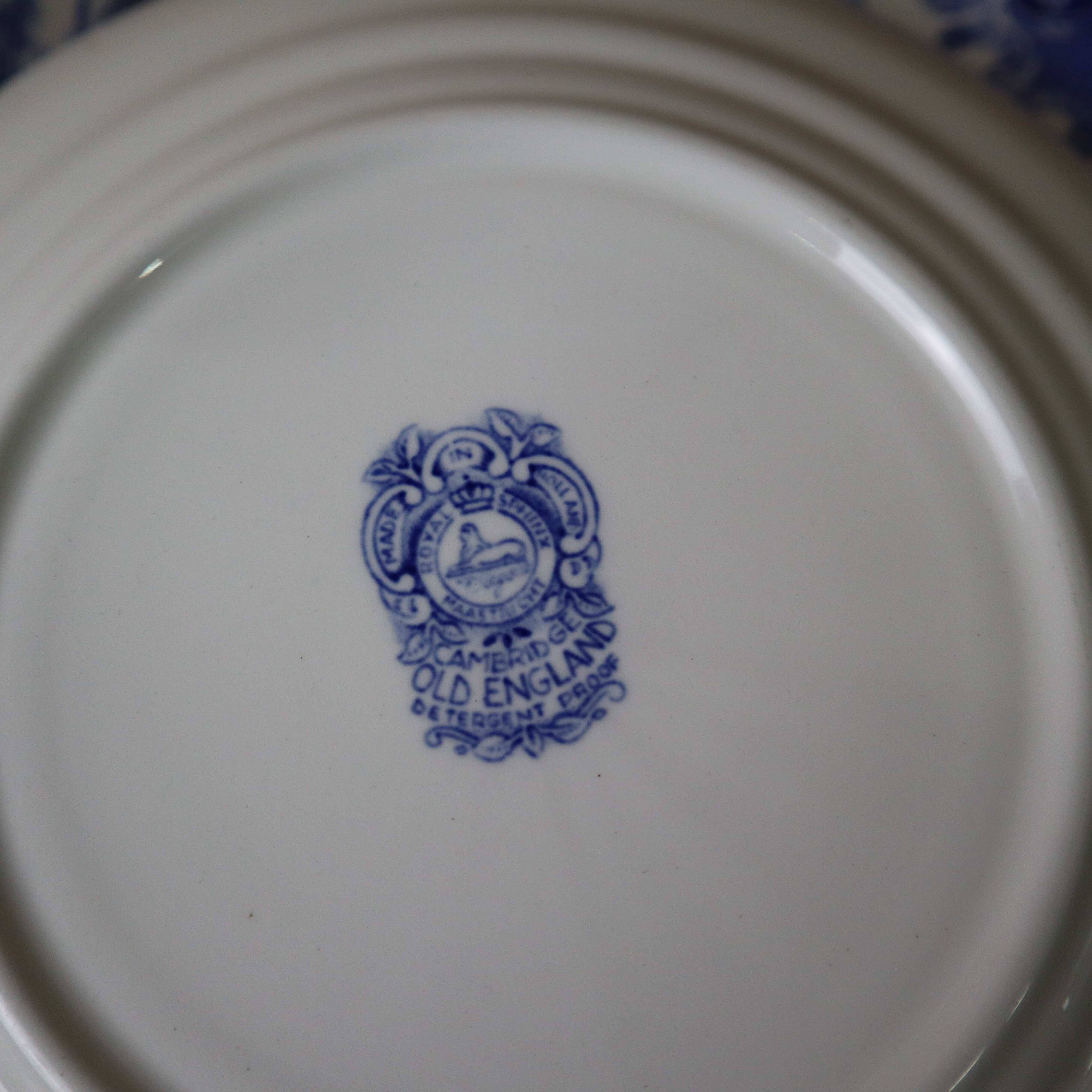 6 Royal Sphinx Cambridge Holland Dessert Plates