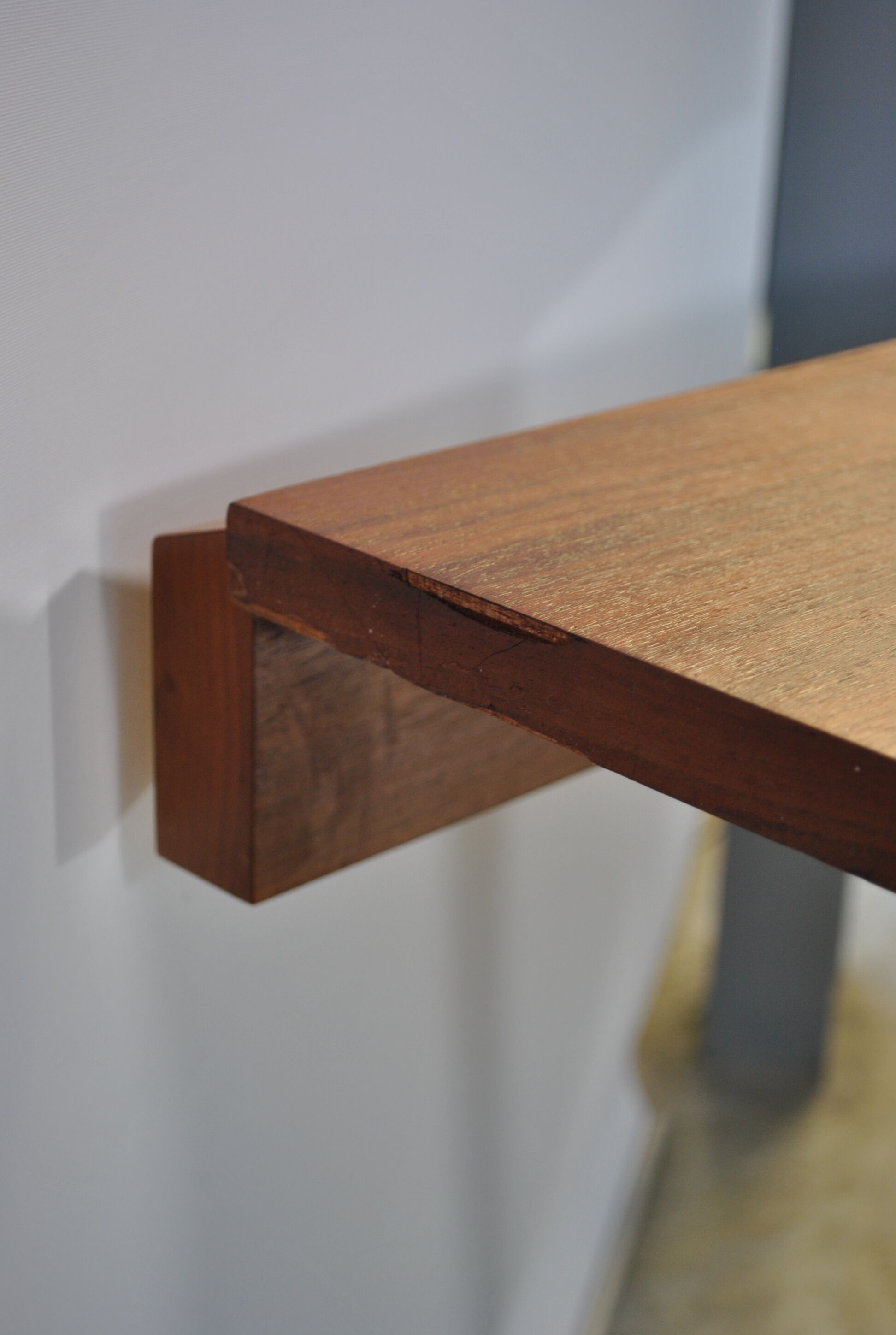 Extendable dining table circa 1950