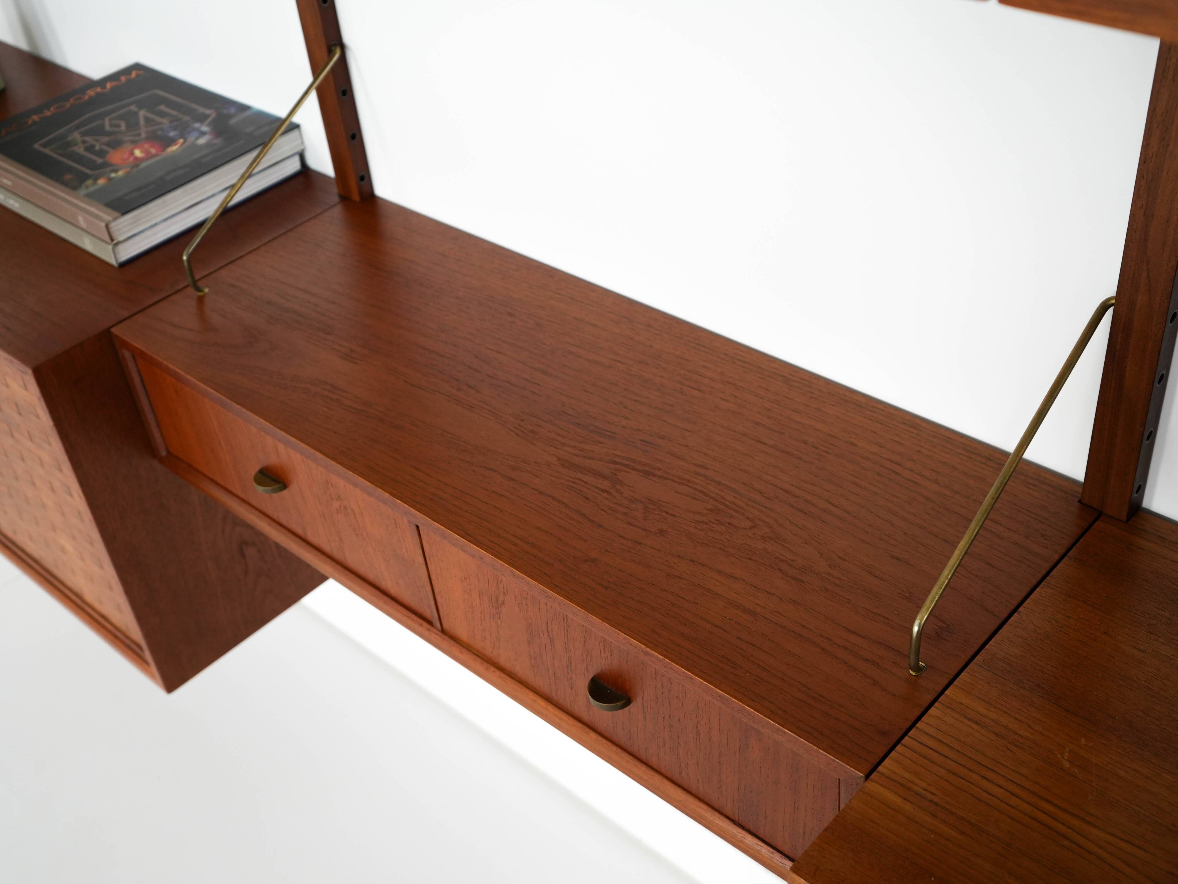 Teak shelving unit, Danish design, 1960s, designer: Poul Cadovius