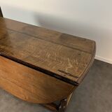 18th-century oak Gateleg drop-leaf dining table